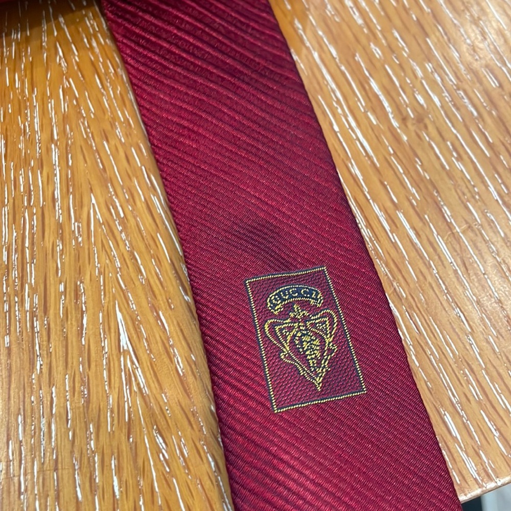 Silk Gucci means tie